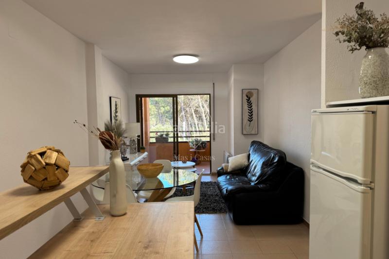 Foto 0a3ff77f-7ce8-4f34-9477-fced98bd5e63. Apartment with parking in Port - La Clota - Puig Sec Escala (L´)