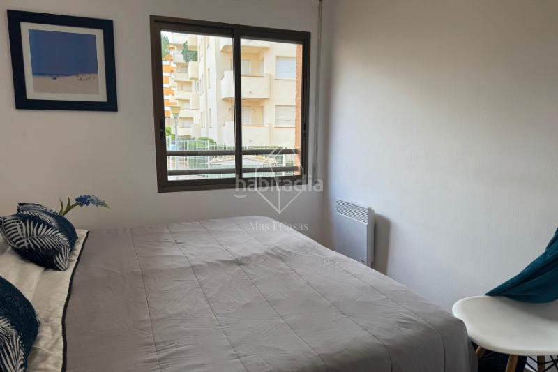 Foto 3c69f60d-0060-4850-9555-25a0eb4becb4. Apartment with parking in Port - La Clota - Puig Sec Escala (L´)