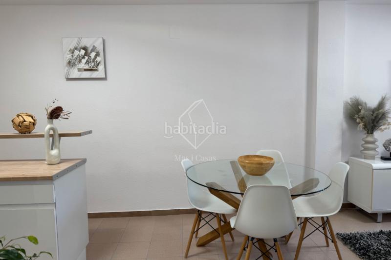 Foto 9ec13577-bd27-4e65-aea7-57df4e41d9d1. Apartment with parking in Port - La Clota - Puig Sec Escala (L´)