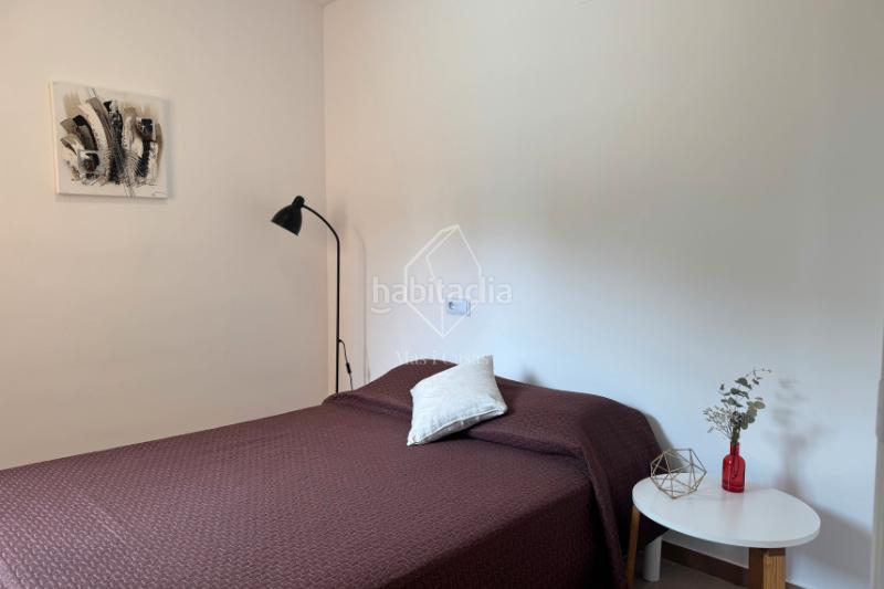 Foto a26bb44f-d7cc-4163-81e7-f814b1cd22c2. Apartment with parking in Port - La Clota - Puig Sec Escala (L´)