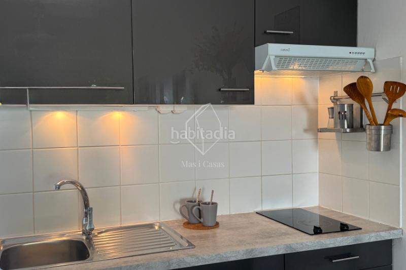 Foto eb320cae-7482-410e-aee1-a980663077f8. Piccolo appartamento in Riells Escala (L´)
