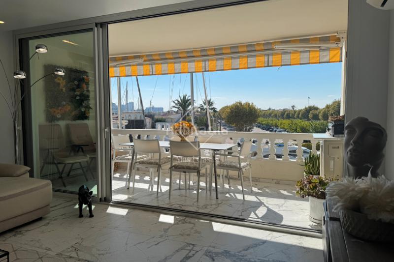 Foto 64a480a5-ba10-413c-9e45-a7cda040e936. Zweistöckige wohnung mit heizung parking in Salins - Cavall de Mar Empuriabrava