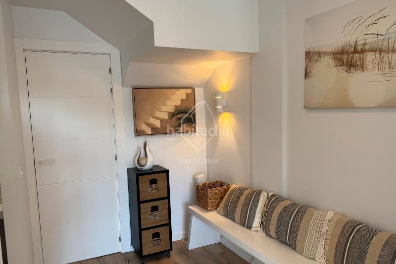 Foto ab7c517b-a1e8-436e-8f3d-5d2d9f53f30f. Zweistöckige wohnung mit heizung parking in Salins - Cavall de Mar Empuriabrava