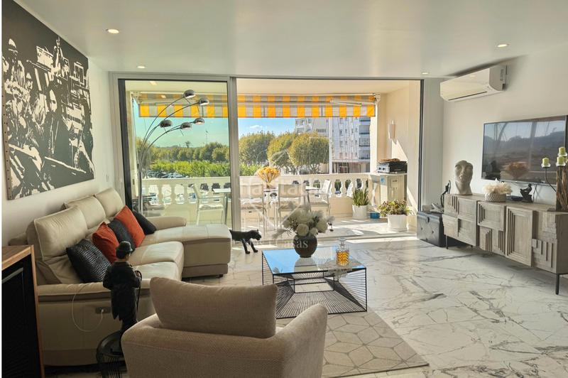 Foto c880089f-7cf0-4284-9fec-6547d0c49bda. Dúplex en exclusiva: duplex canal - en Salins - Cavall de Mar Empuriabrava