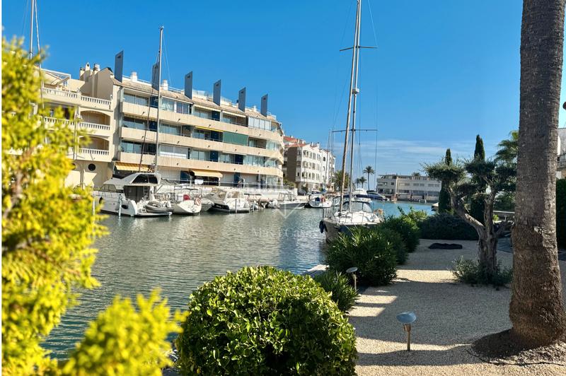 Foto db901075-2a4e-4bdc-babc-3539afec9b10. Dúplex en exclusiva: duplex canal - en Salins - Cavall de Mar Empuriabrava