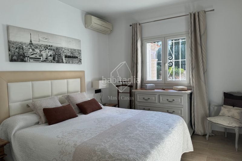 Foto 47d7aa45-5bf9-41f5-9fd9-63dfb0f04090. Casa a carrer dels cossis 27 a Port - La Clota - Puig Sec Escala (L´)