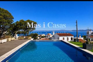 Xalet  Carrer punta montgó 8. Vil·la punta montgó