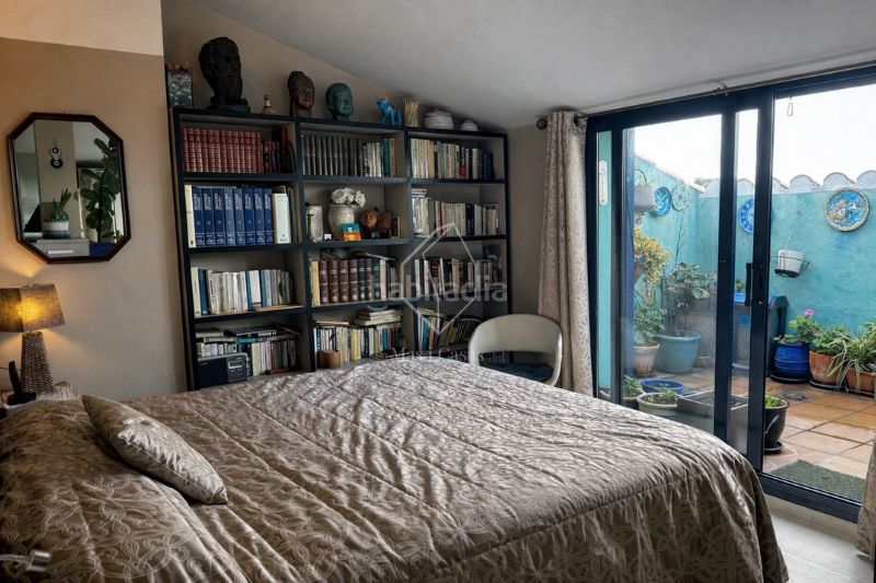 Foto 1530d389-5933-4e64-8252-62f1c80d3526. Dúplex en exclusiva en Eixample Residencial Escala (L´)