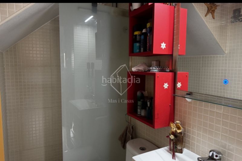 Foto 23f549f2-5118-476d-bbc5-49f25ae5adad. Duplex in carrer ponent 63 in Eixample Residencial Escala (L´)