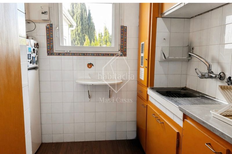 Foto 322c0d93-9d6b-4cd9-850e-4dfffaed266c. Pis a carrer balsa 5 a Empúries Escala (L´)