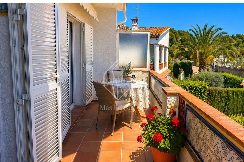 Foto 46fcdd00-57ad-4c32-9352-de14de70db61. Pis a carrer balsa 5 a Empúries Escala (L´)