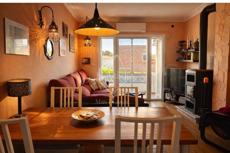 Foto a10870ad-24a6-4f56-ba83-e1d77d6d8e47. Pis a carrer balsa 5 a Empúries Escala (L´)