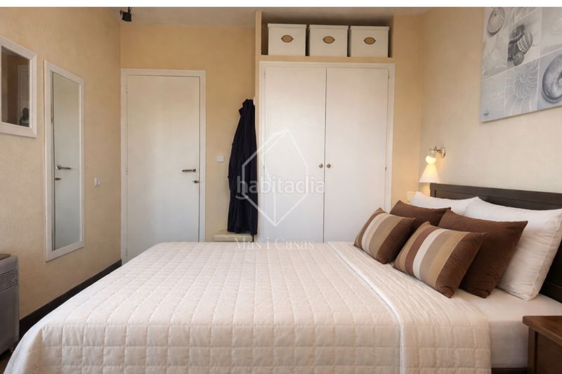 Foto f0c2e8f7-0511-4531-858d-e5c2f20a61ac. Pis a carrer balsa 5 a Empúries Escala (L´)