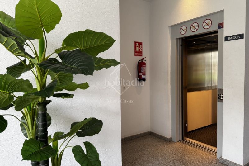 Foto 0d35b702-2403-433e-be13-d4b4914ef0fa. Dúplex a carrer ponent 63 a Eixample Residencial Escala (L´)