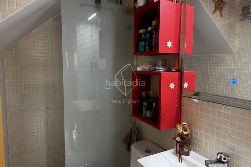 Foto 8054fd0d-d22b-43ff-97d7-32cee688087b. Dúplex a carrer ponent 63 a Eixample Residencial Escala (L´)