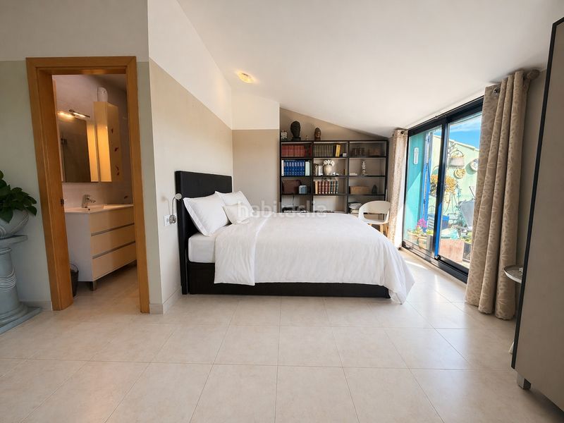 Foto c24a1d50-6ce0-4829-819b-31744c031cae. Dúplex a carrer ponent 63 a Eixample Residencial Escala (L´)