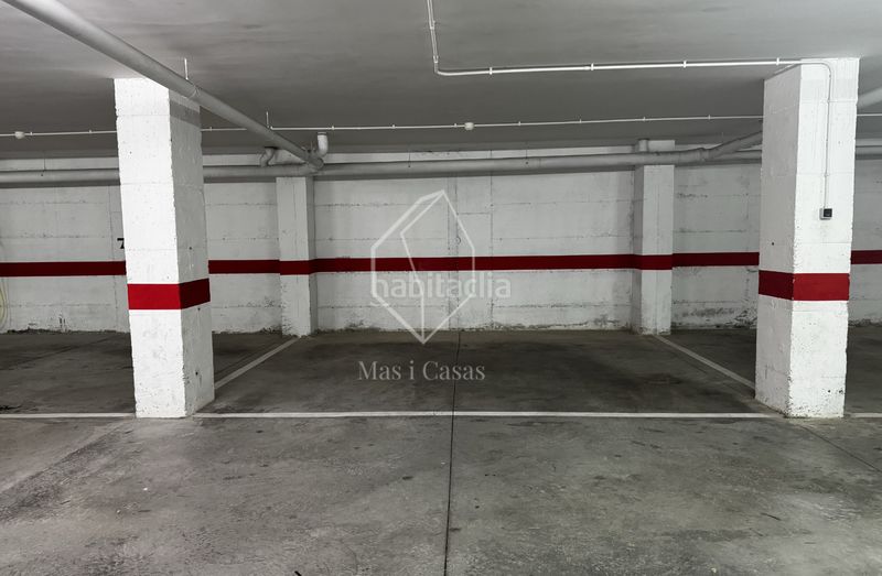 Foto 9d86cffa-ed74-44f5-9aef-765ee875469f. Casa adossada a carrer ponent 68 a Eixample Residencial Escala (L´)