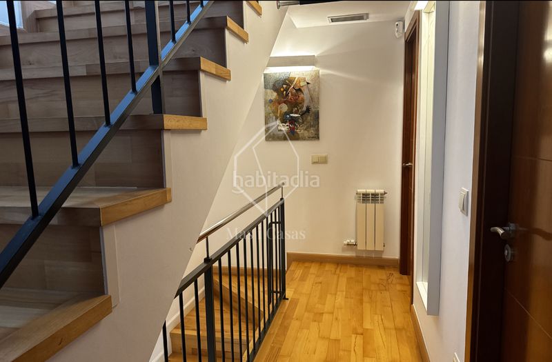 Foto dc172b4c-c9cb-4f33-8e89-0b664c608b7c. Casa adossada a carrer ponent 68 a Eixample Residencial Escala (L´)