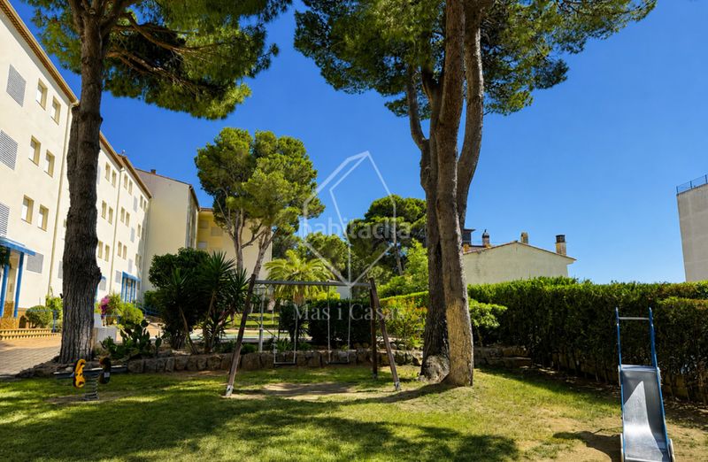 Foto 202fe5bc-2d27-4c69-99aa-359ac9d64334. Apartament a avinguda riells 170 a Port - La Clota - Puig Sec Escala (L´)