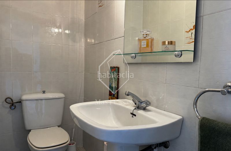 Foto 4388abb0-28f1-42ef-94b3-4c15d778725f. Apartament a avinguda riells 170 a Port - La Clota - Puig Sec Escala (L´)