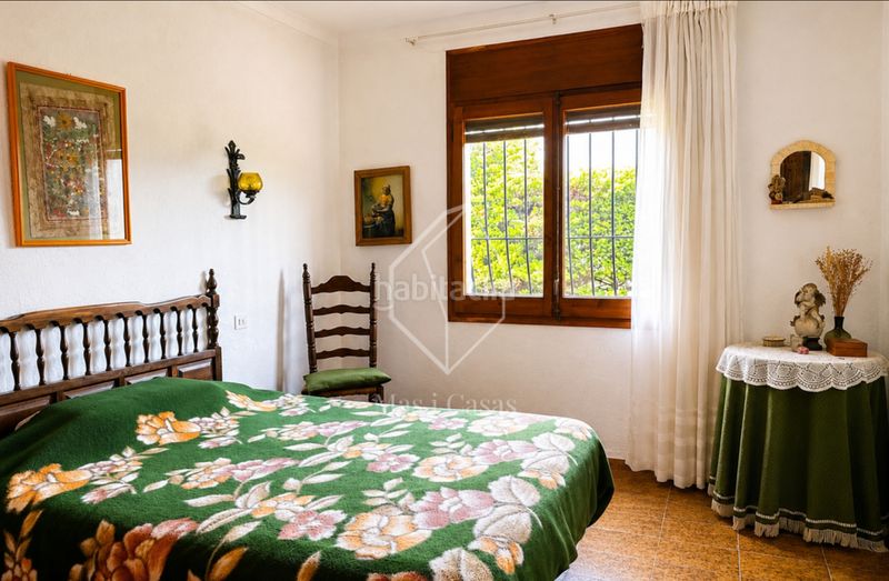Foto b5694c2c-79ce-406b-8cea-168da00c5535. Casa a plaça puig sec 9 a Port - La Clota - Puig Sec Escala (L´)