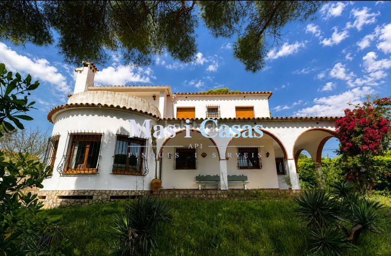 Foto e2fb84d1-1b3d-4760-84d3-27ee26aaec56. Casa a plaça puig sec 9 a Port - La Clota - Puig Sec Escala (L´)