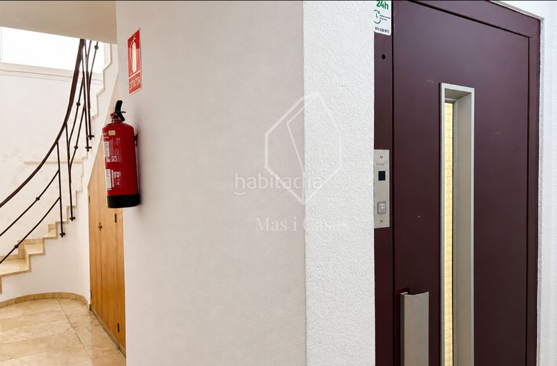 Foto a3c1a745-2965-42d9-b9c9-2a955155fe0a. Dachwohnung mit heizung parking in Nucli Antic Escala (L´)