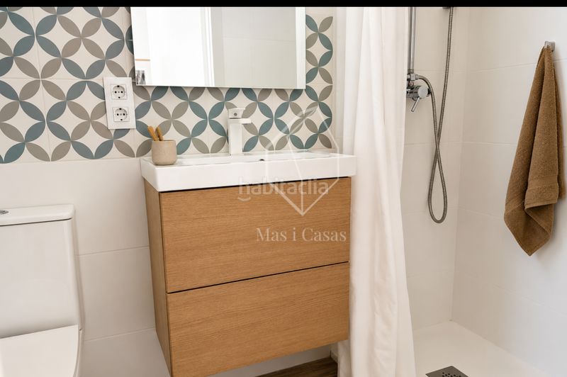 Foto bb871778-a844-479c-a4d2-348a94224ad1. Casa a carrer puig sec 16 a Port - La Clota - Puig Sec Escala (L´)