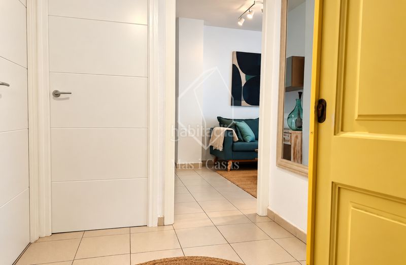 Foto e8e456a9-8cf4-434b-a1a0-95f9f642a4e0. Apartament amb calefacció a Nucli Antic Escala (L´)