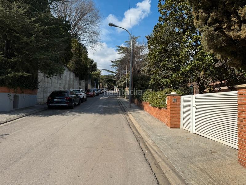 Foto 39960ff2-8ee0-4a5d-913b-4f27212da322. Terreny residencial a carrer de josep sentís 8 a Bellaterra
