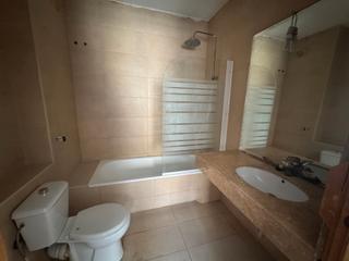 Casa adossada a Carrer d'arimon 89. Oportunidad! por precio y zona