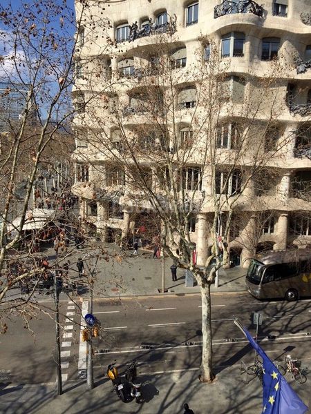 Foto 9c0e234e-b292-4f86-8a63-d7d574124aad. Pis amb calefacció aparcament a Dreta de l´Eixample Barcelona