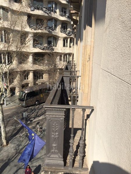 Foto d650fe39-6098-44d0-a4d4-bcfe48636d65. Pis amb calefacció aparcament a Dreta de l´Eixample Barcelona
