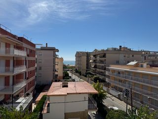 Pis a Carrer Prat de la Riba 7