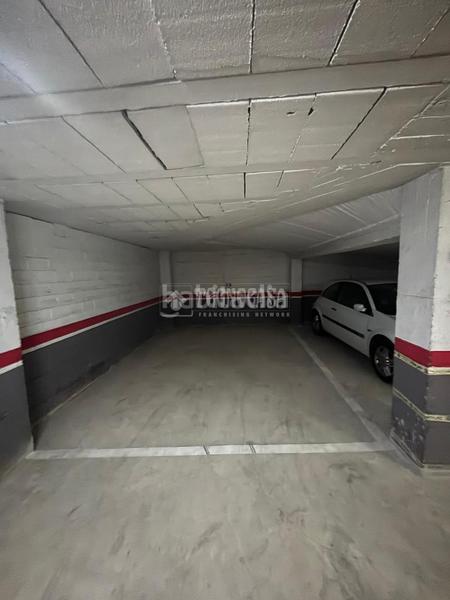 Foto 2731d540-88ae-4f90-b294-8e0175103d7d. Parking coche boxplaza de garaje en venta en Sant Andreu de Palomar Barcelona