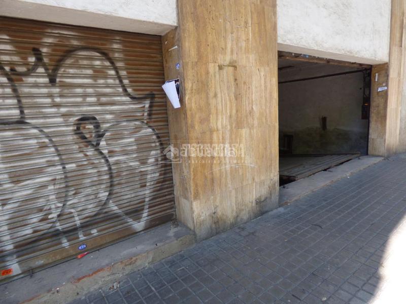 Foto ceb6828a-43e4-464c-9ede-782834297cc5. Local comercial tienda en venta en La Sagrera Barcelona