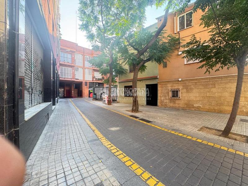 Foto 42f9e686-e282-4ec2-b45c-9e99db039e72. Casa  en venta en Sant Andreu de Palomar Barcelona