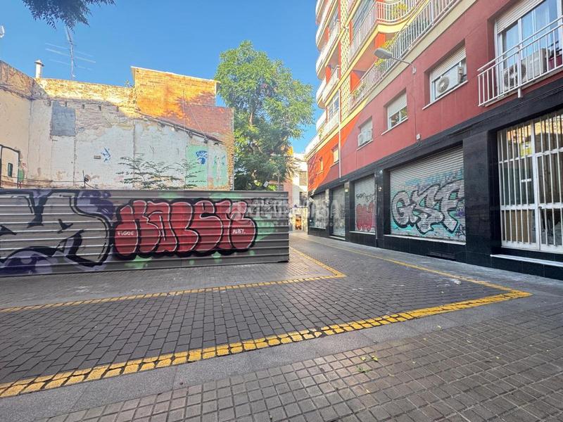 Foto e06cad76-e079-4e4a-aa20-3ddbace98779. Casa  en venta en Sant Andreu de Palomar Barcelona