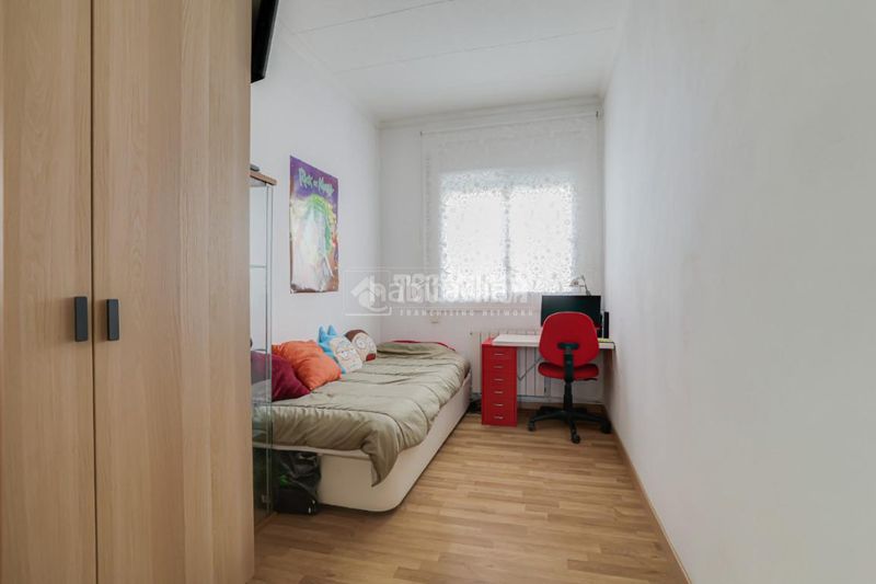 Foto 59832131-9f38-4534-87b7-4a6ac2592d69. Àtic a Sant Andreu de Palomar Barcelona