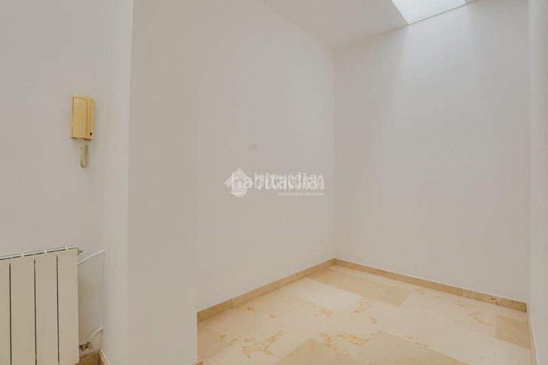 Foto f9df5b53-f053-4f9e-9dac-d5c8033828ba. Casa aparellada amb calefacció a Sant Andreu de Palomar Barcelona