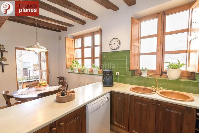 Foto 474d4948-9a30-45e0-8e6a-b19923cbbf70. Casa amb calefacció aparcament a Organyà
