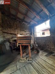 Masia a Ribera d´Urgellet. Pajar i cuadra en arfa