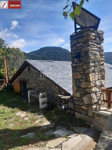 Foto 1e8de5aa-88b2-4e1d-865f-e49ef58903a0. Casa amb aparcament a Valls de Valira (Les)