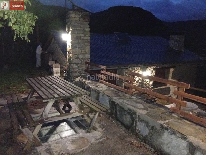 Foto ff4286be-6512-443d-9eaf-55dd5022f2cb. Casa amb aparcament a Valls de Valira (Les)
