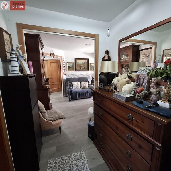 Foto 2c3e2b2a-fc5e-4374-8ea8-1f0b24412789. Pis a Seu d´Urgell (La)