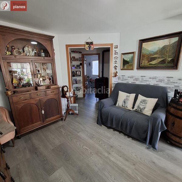 Foto 2c7a151f-25c6-4843-bf00-f2e2bf037676. Pis a Seu d´Urgell (La)