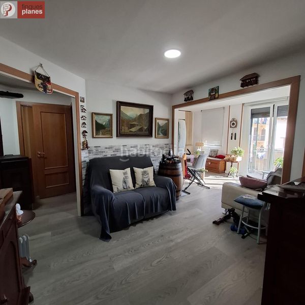 Foto c0dc69e0-c4ac-4d0e-bdb2-3f319e878c78. Pis a Seu d´Urgell (La)