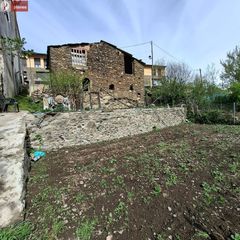 Mas�a en Valls de Valira (Les). Pajar urbano a reformar en anserall
