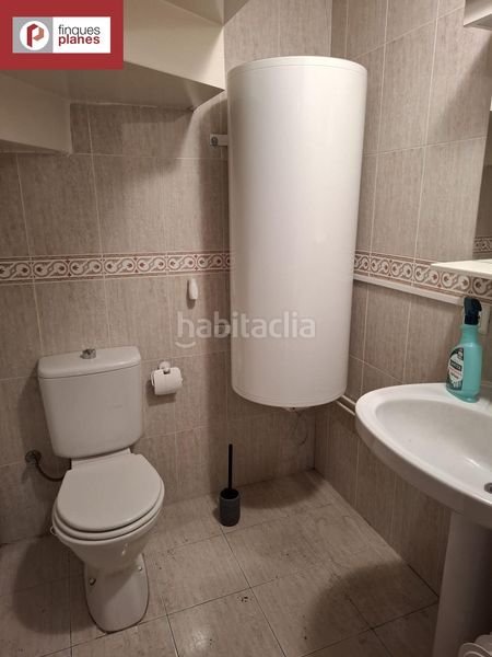 Foto ef94a677-71a3-44a6-8c6f-efd44a92b74b. Dúplex amb calefacció aparcament a Seu d´Urgell (La)