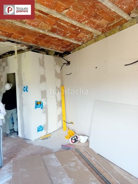 Foto 9154715f-bcda-474b-8e4c-c7f347a7dc23. Pis amb calefacció a Seu d´Urgell (La)